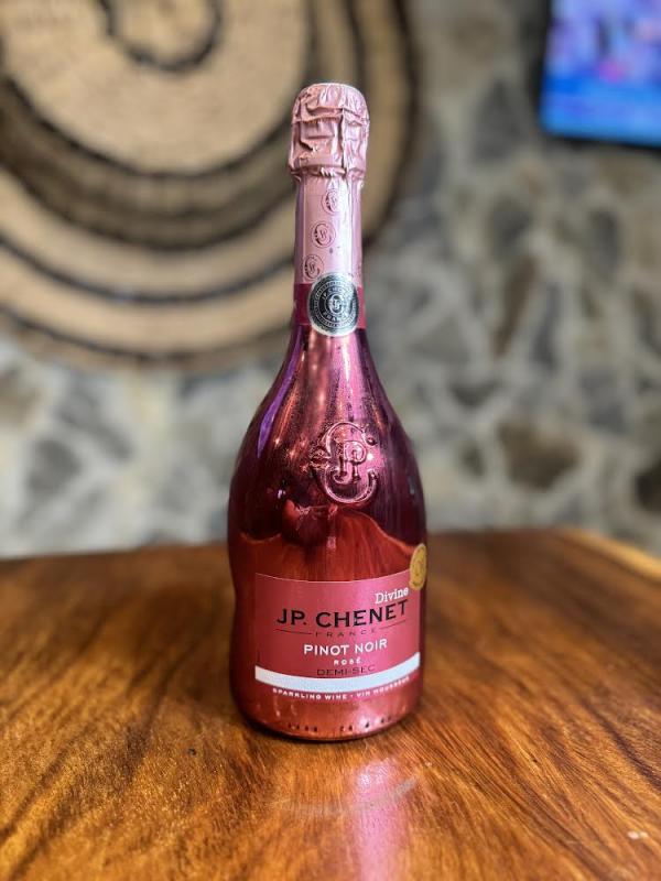 * JP Chenet Pinot Noir Rose 