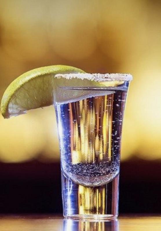 Tequila los Corrales por tragos 